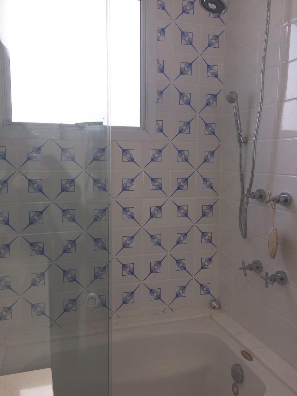 Paredes com azulejo Leque Duplo